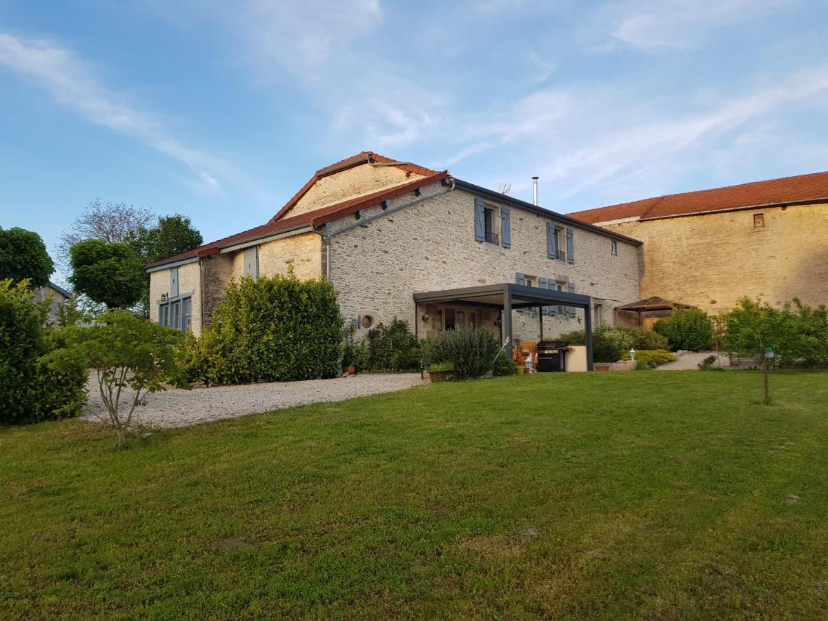 Champagne Villa Colombey-les-Deux-Eglises